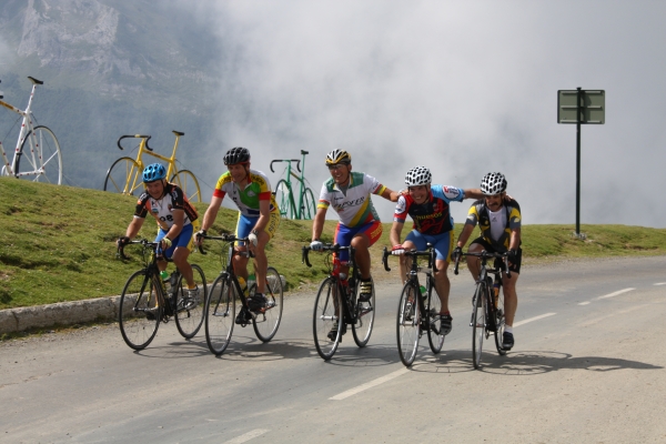 Grupo coronando Aubisque